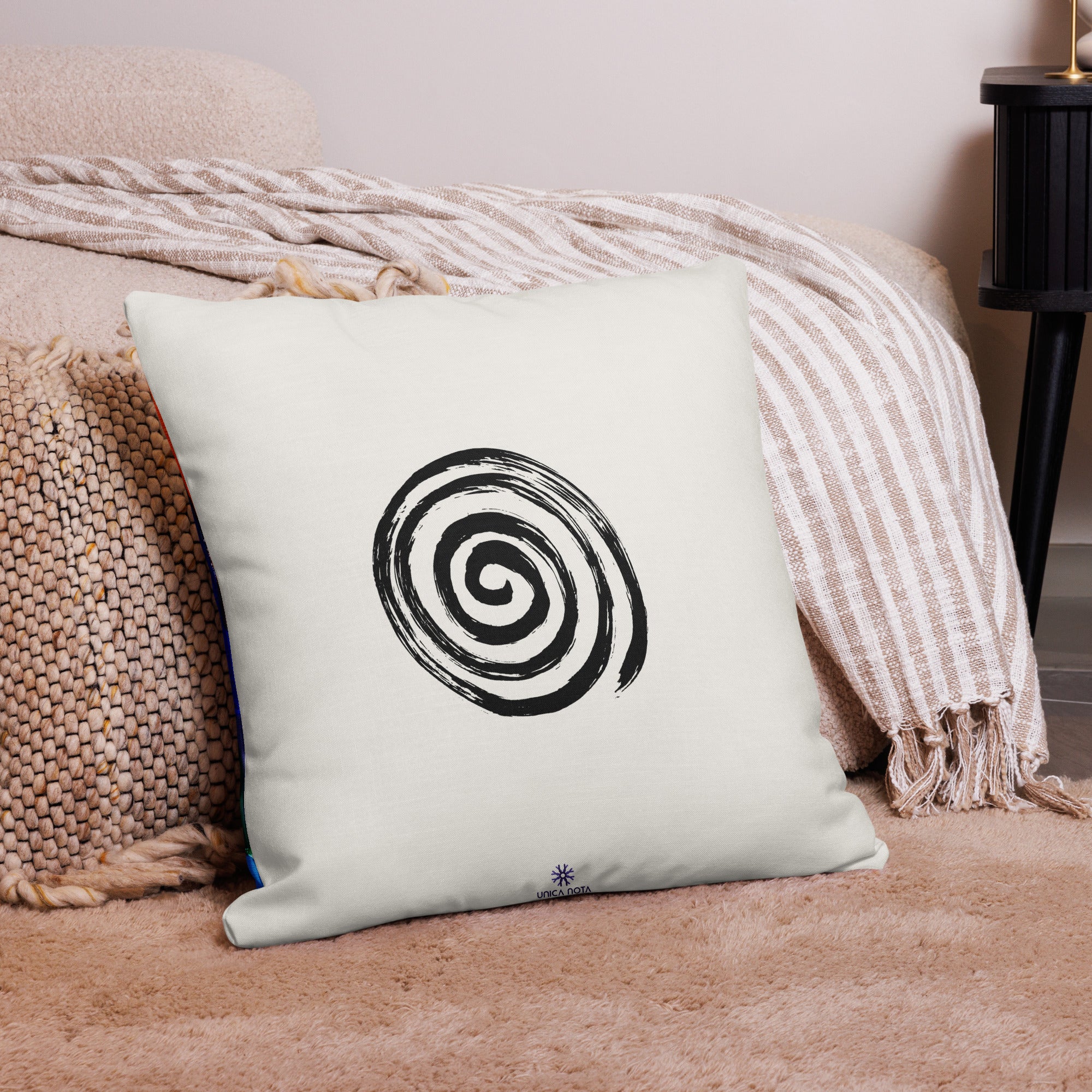 Derrière de la housse de coussin artistique multicolore 22x22 – design abstrait moderne – Unica Nota

