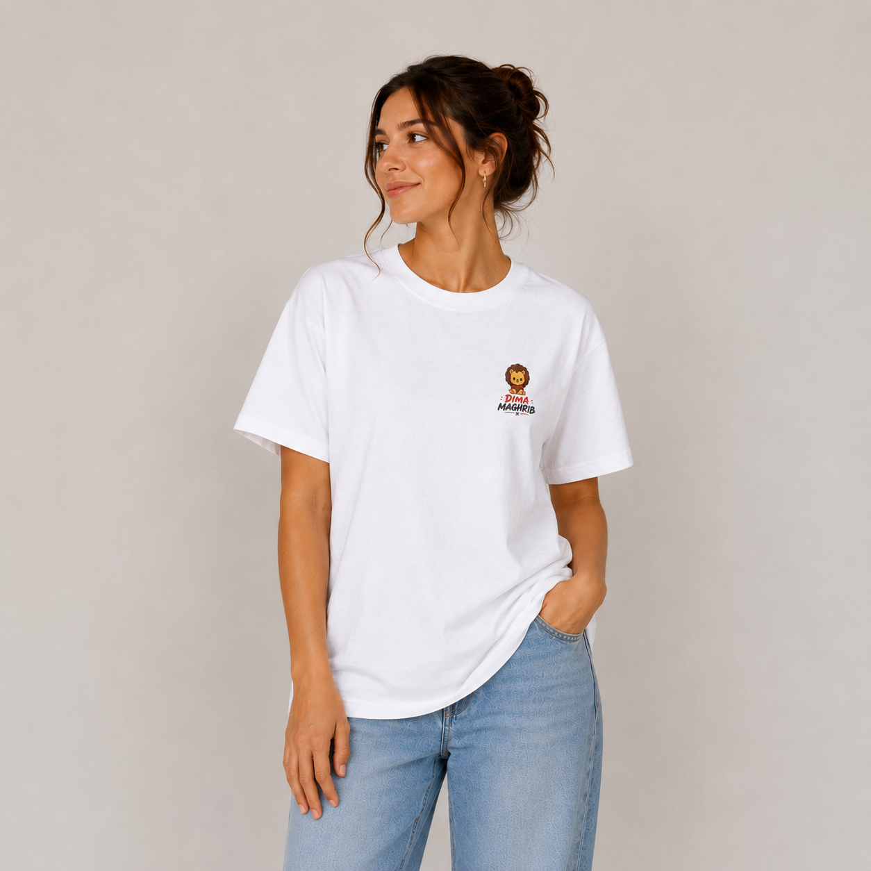T-Shirt "Dima Maghrib" de Unica Nota pour les supporters Marocains - Unisexe
