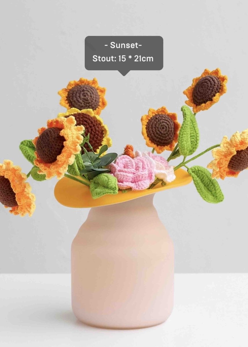 Contemporary Decorative Blooming Vase - Whimsical Eclectic Centerpiece Vases for Wedding & Dinner Party-8