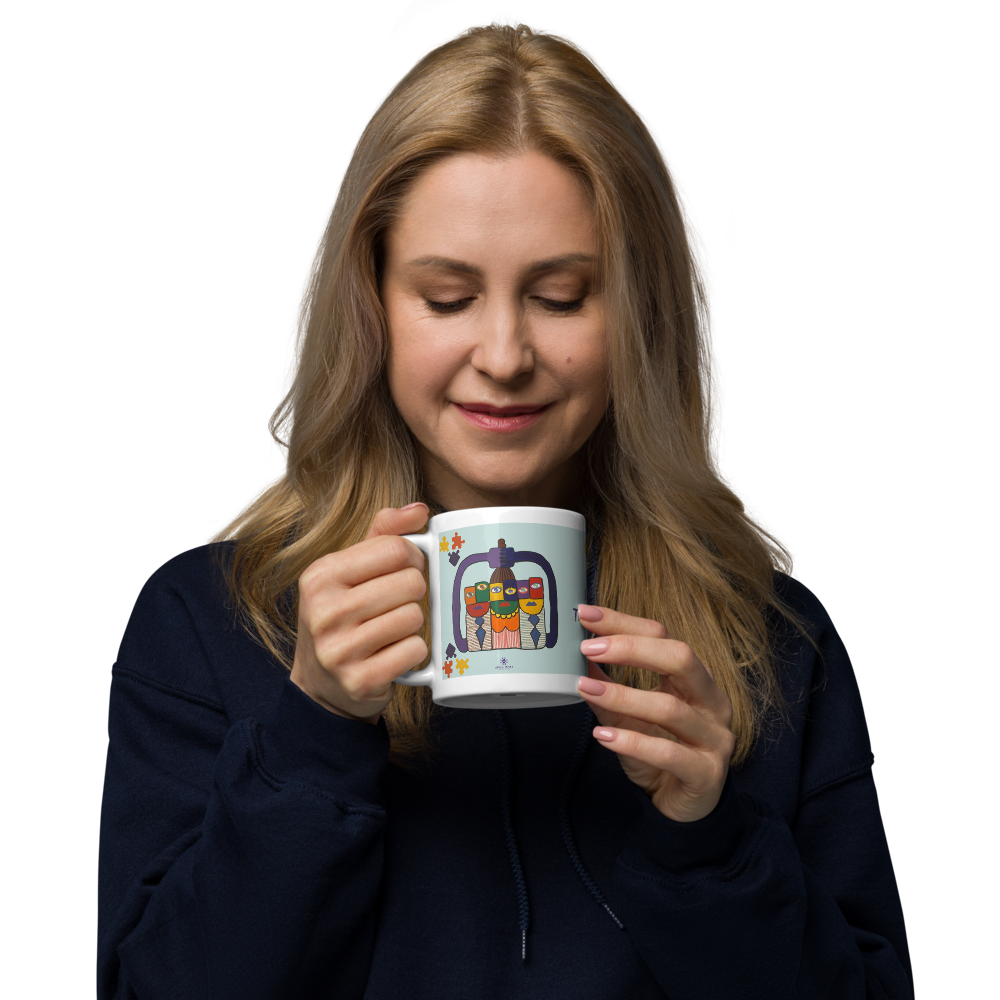 Women holding I am team player by Unica Nota